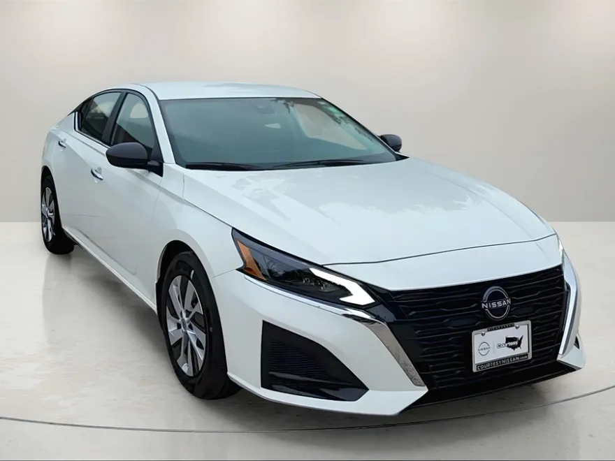 2025 Nissan Altima 2.5 S photo 1