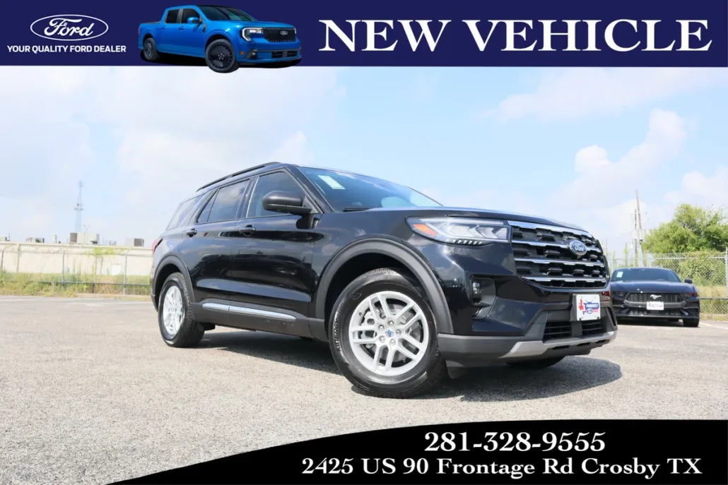 2025 Ford Explorer photo 1