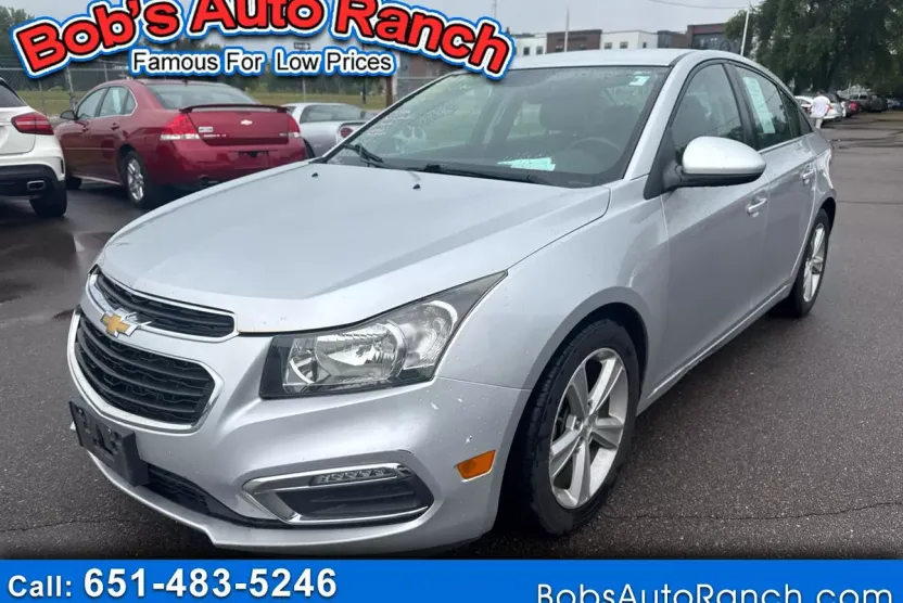2016 Chevrolet Cruze photo 1