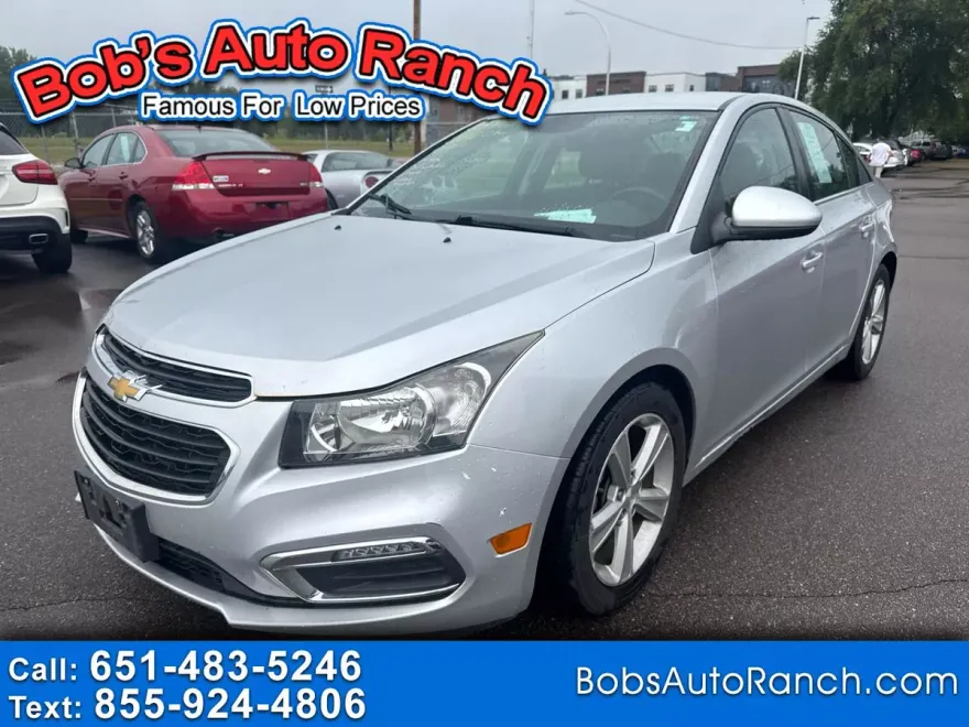 2016 Chevrolet Cruze photo 1