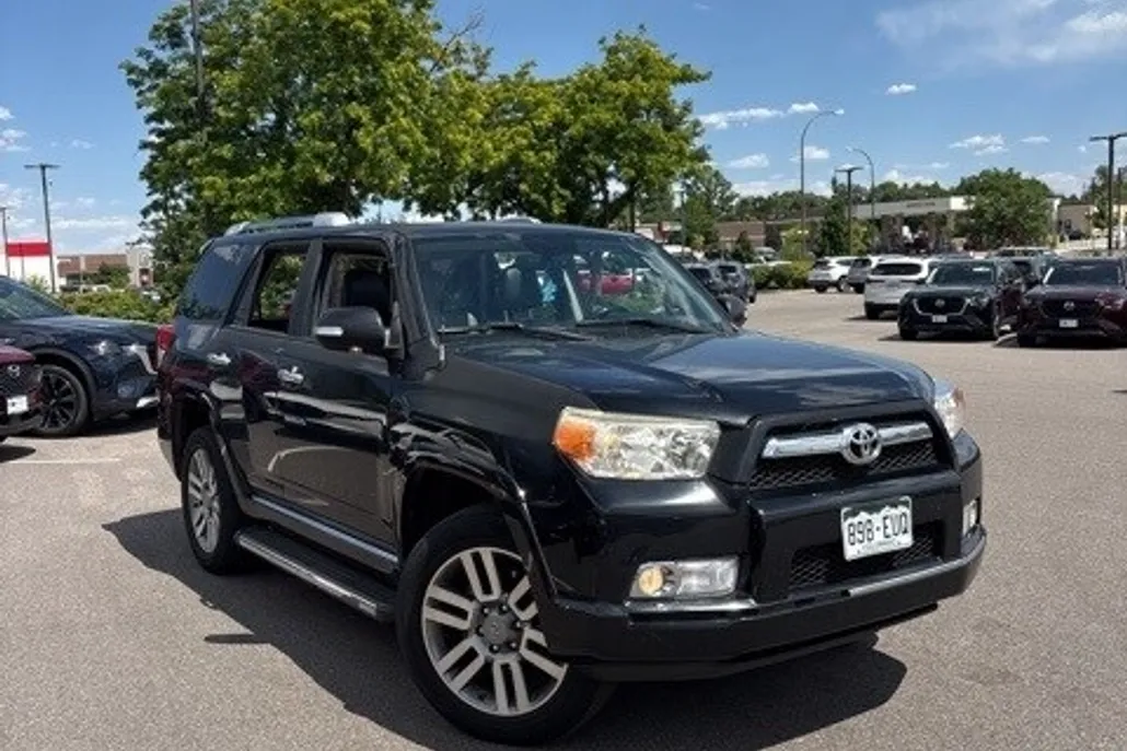 2013 Toyota 4Runner Limited photo 1