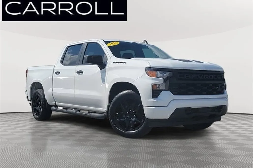 2023 Chevrolet Silverado 1500 Custom photo 1