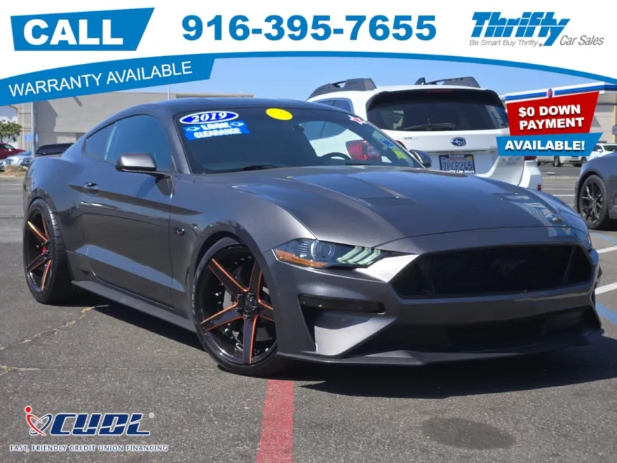2019 Ford Mustang GT photo 1