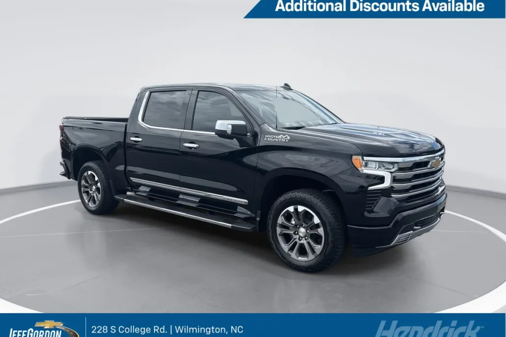 2025 Chevrolet Silverado 1500 High Country photo 1
