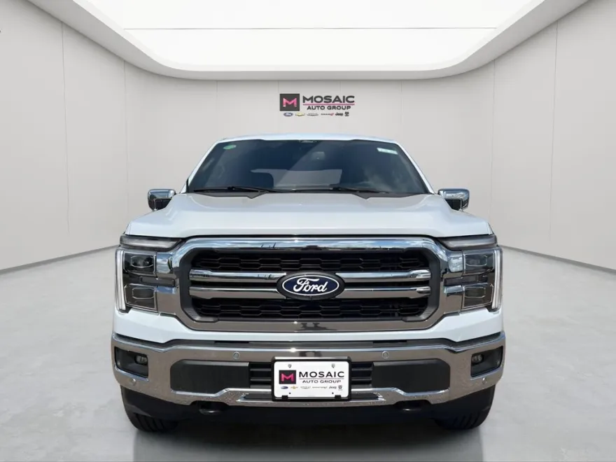 2025 Ford F-150 Lariat photo 1