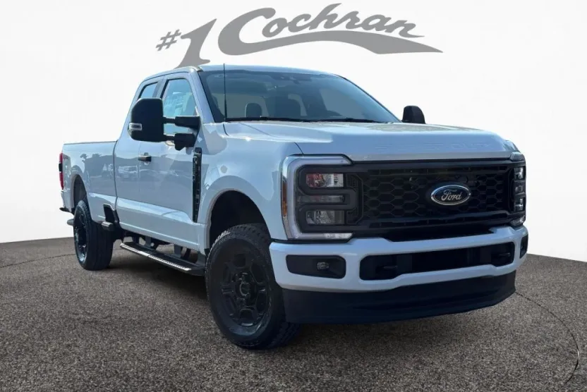 2025 Ford F-350 XL photo 1