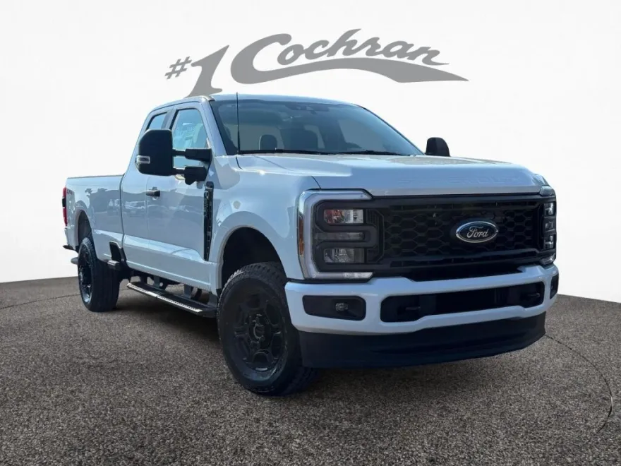 2025 Ford F-350 XL photo 1