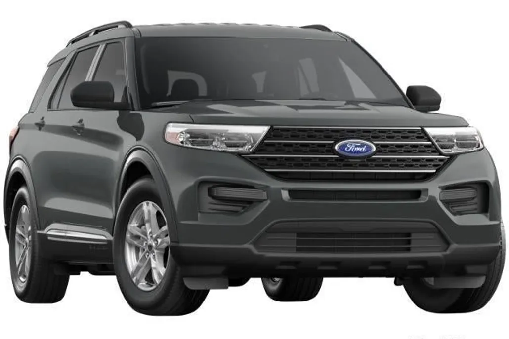 2023 Ford Explorer XLT photo 1