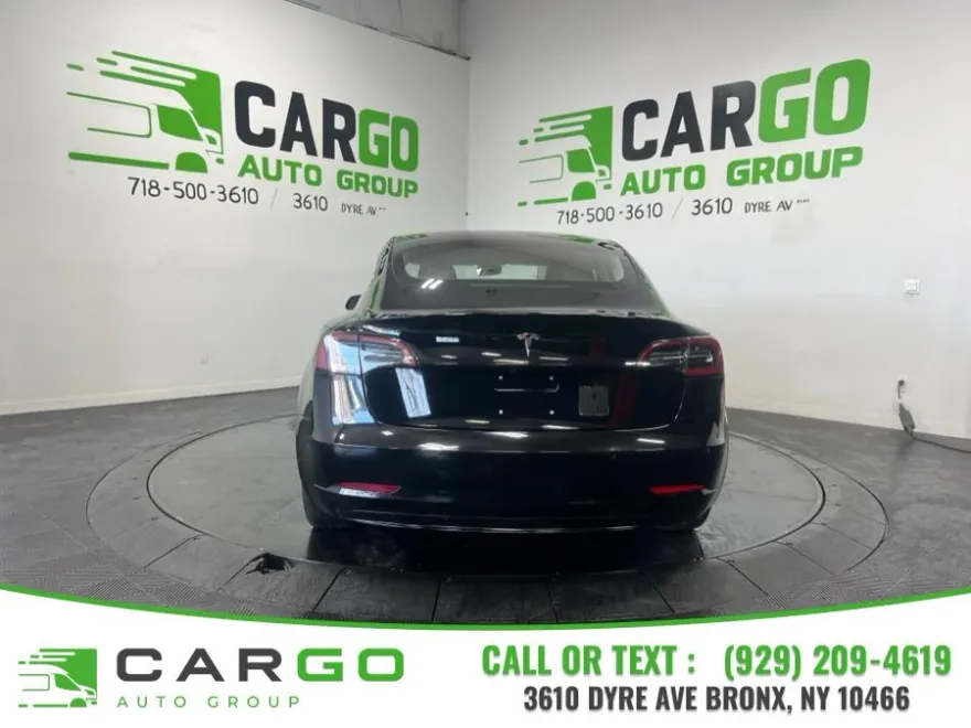 2018 Tesla Model 3 Long Range photo 1