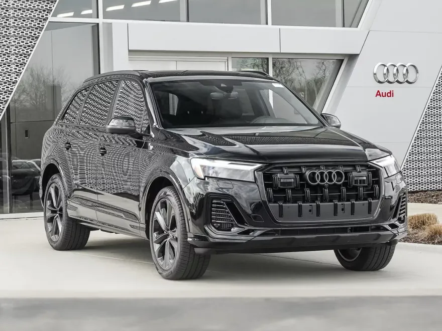 2025 Audi Q7 Premium Plus photo 1