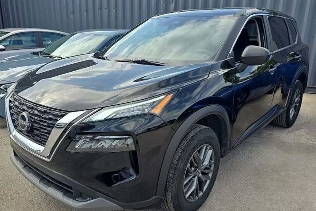 2023 Nissan Rogue S photo 1