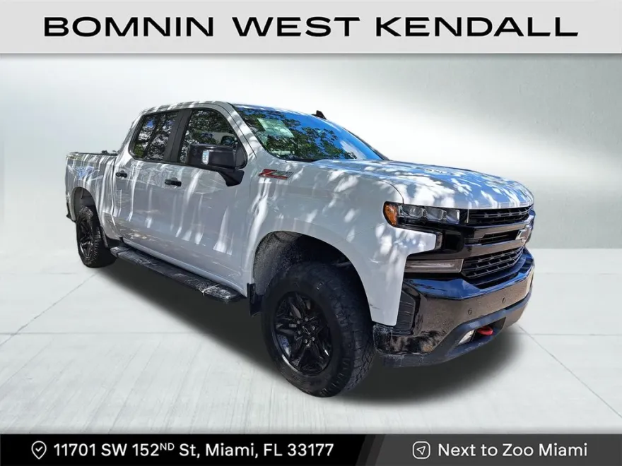 2022 Chevrolet Silverado Trail Boss LT photo 1