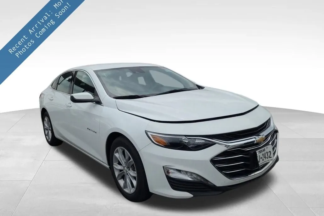 2024 Chevrolet Malibu 1LT photo 1