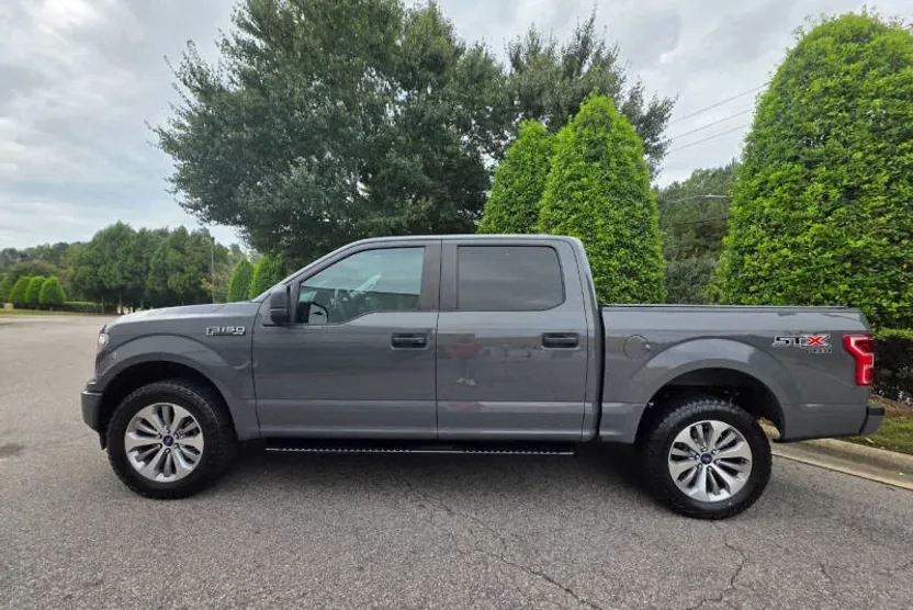 2018 Ford F-150 XL photo 1