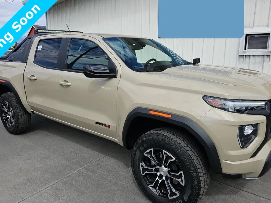 2024 Gmc Canyon AT4 photo 1