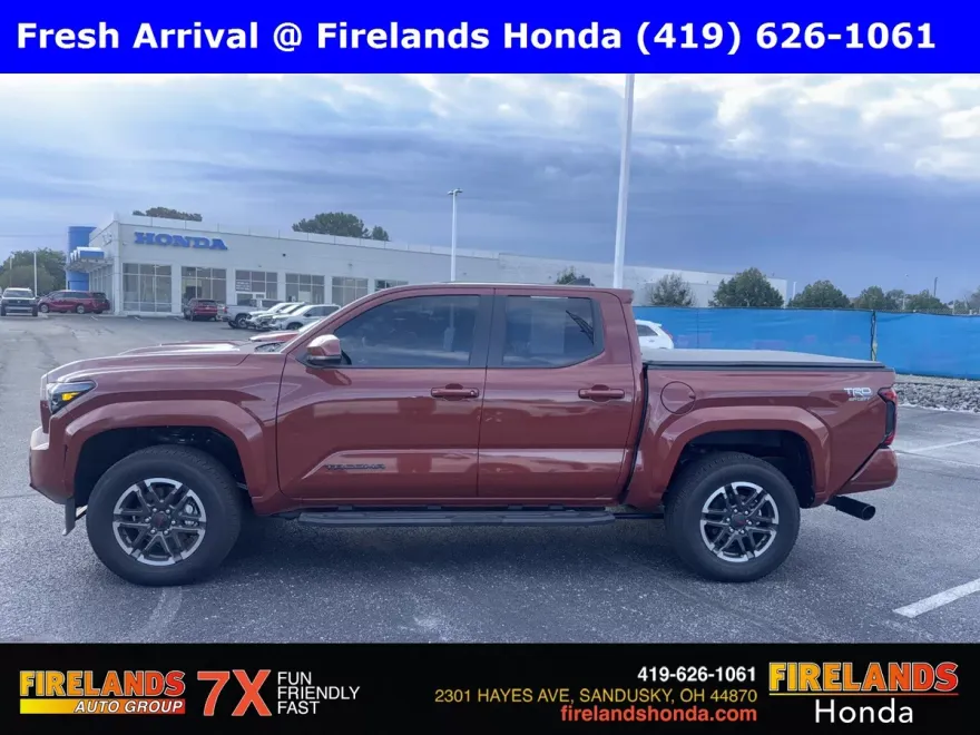 2025 Toyota Tacoma TRD Sport photo 1