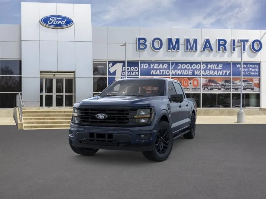 2025 Ford F-150 XLT photo 2