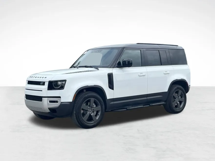 2025 Land Rover Defender 110 S photo 1