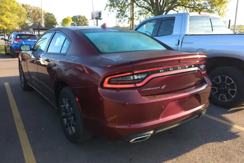 2018 Dodge Charger GT photo 1