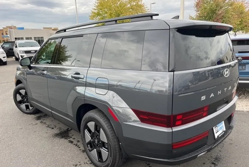 2026 Hyundai Santa Fe SEL photo 1