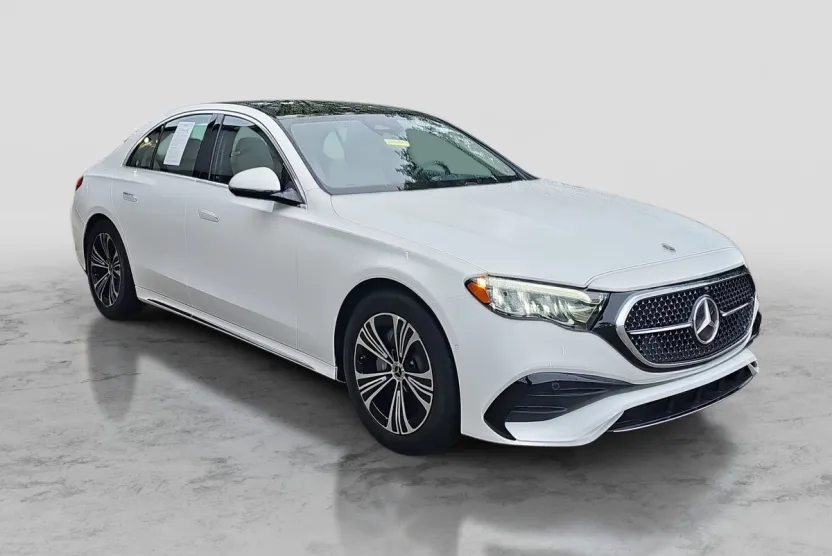 2025 Mercedes Benz E 350 Sedan photo 1