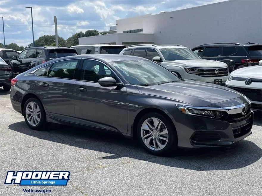 2019 Honda Accord LX 1.5T photo 1