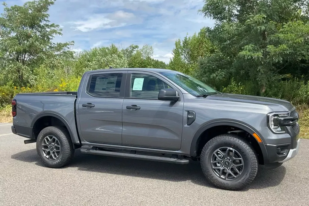 2025 Ford Ranger XLT photo 1