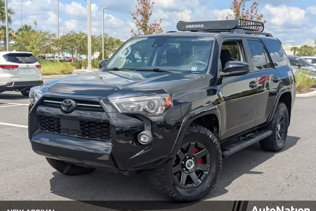 2021 Toyota 4Runner Trail Special Edition 4WD photo 1