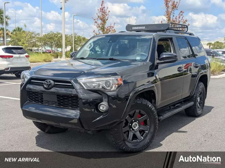 2021 Toyota 4Runner Trail Special Edition 4WD photo 1