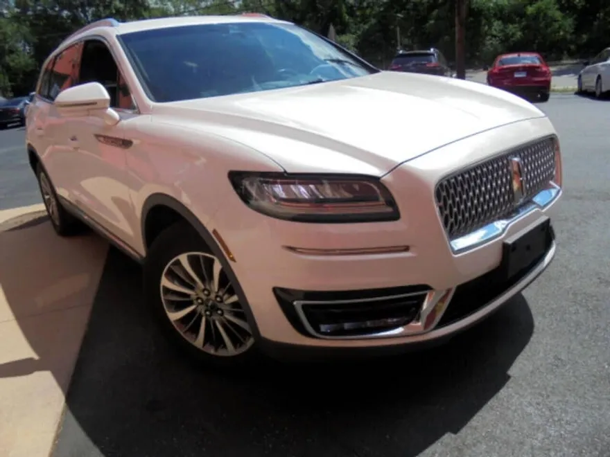 2019 Lincoln Nautilus Select photo 1