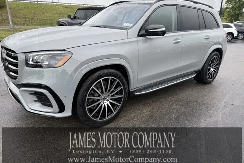 2026 Mercedes Benz GLS 450 4MATIC photo 1
