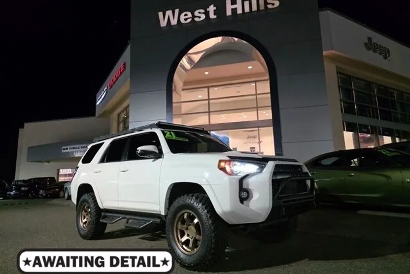 2021 Toyota 4Runner TRD Premium photo 1