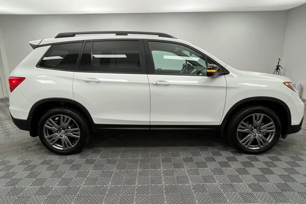 2021 Honda Passport EX-L photo 1