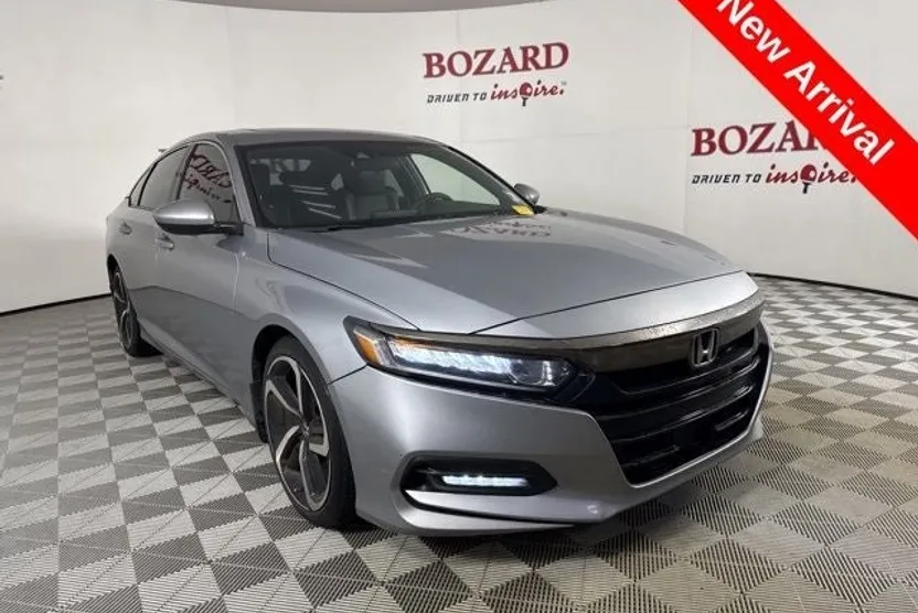 2018 Honda Accord Sport 2.0T photo 1
