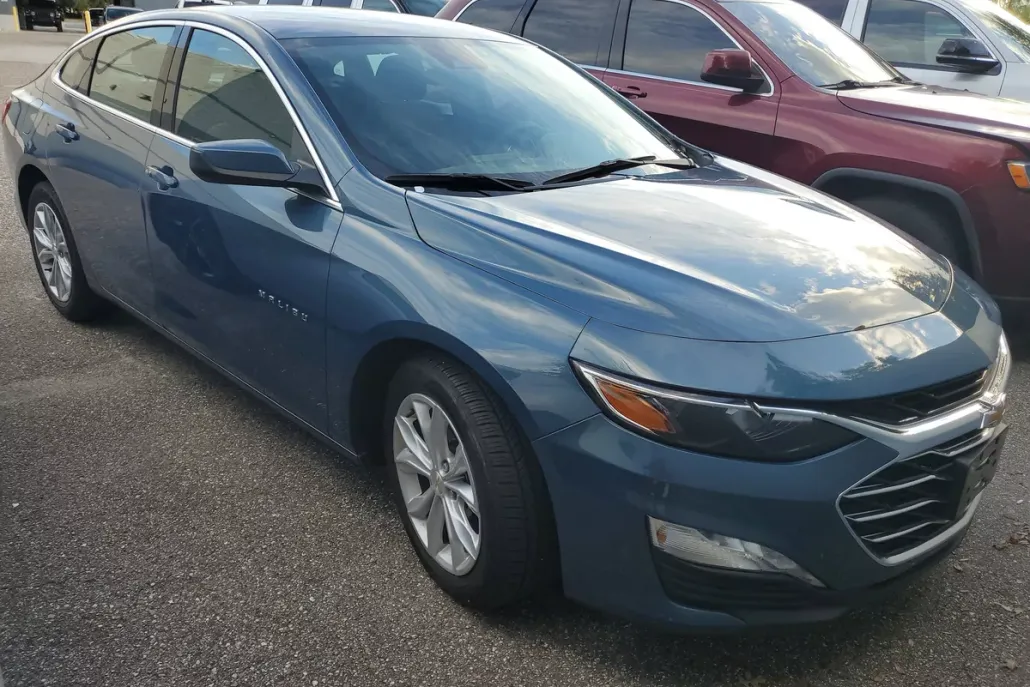 2024 Chevrolet Malibu 1LT photo 1