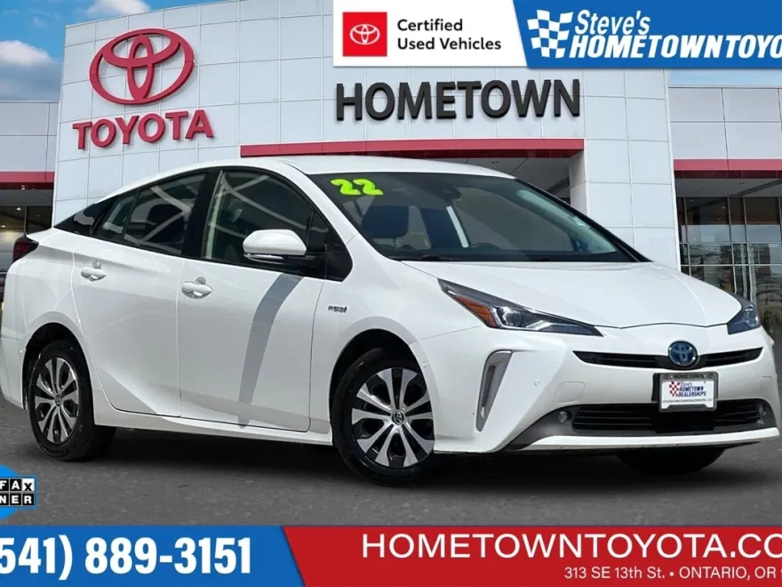 2022 Toyota Prius LE AWD-e photo 1