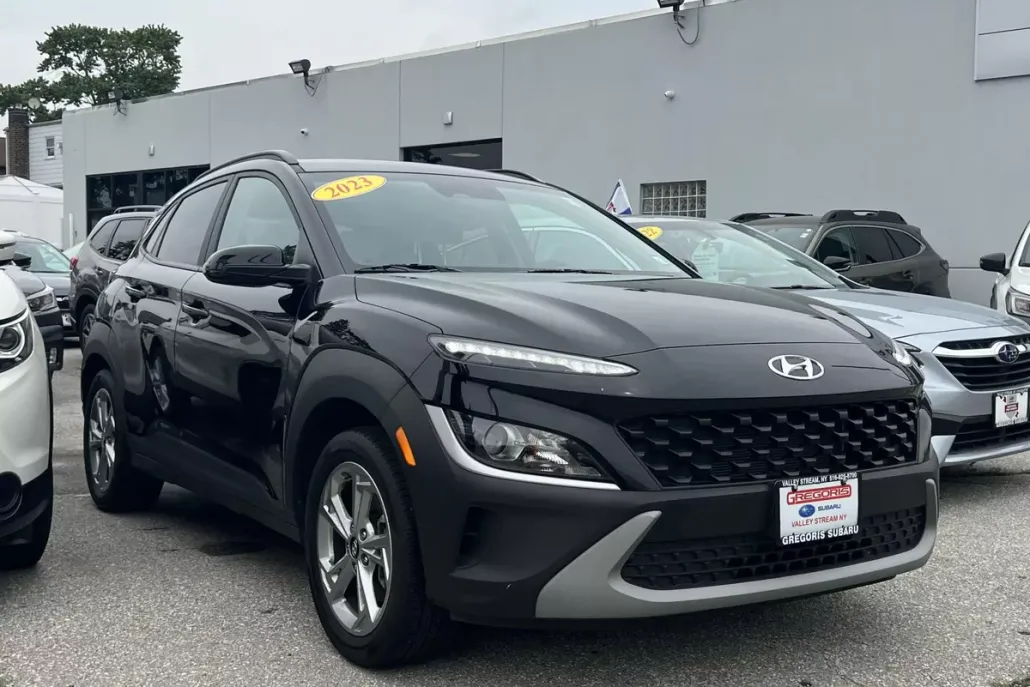 2023 Hyundai Kona SEL photo 1