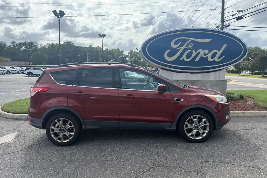 2014 Ford Escape SE photo 1