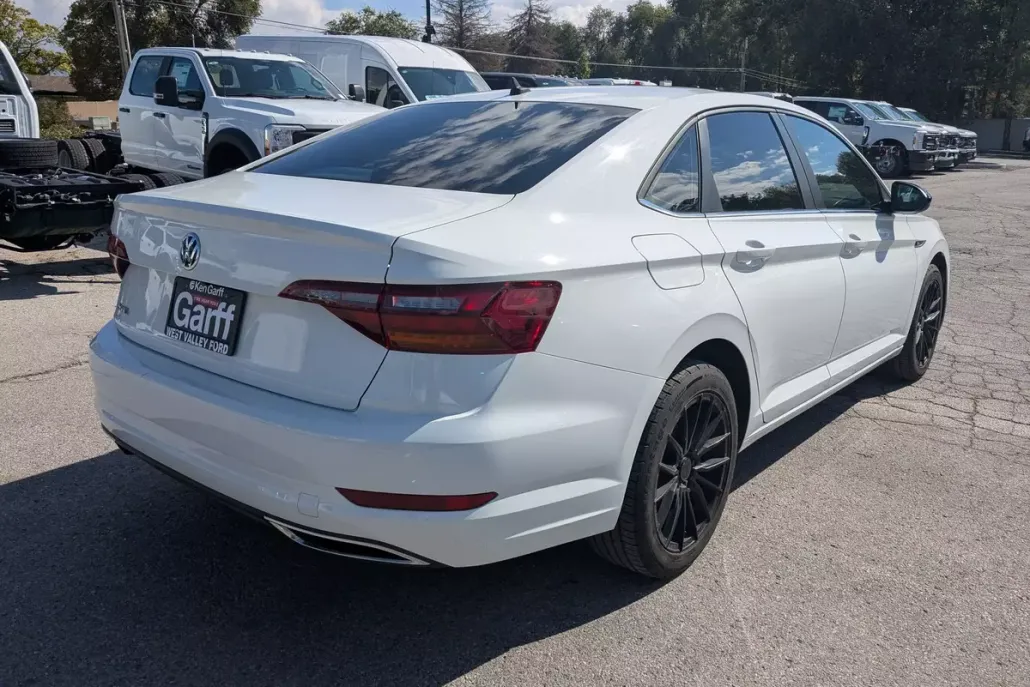 2019 Volkswagen Jetta S photo 1