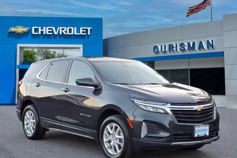 2022 Chevrolet Equinox LT photo 1