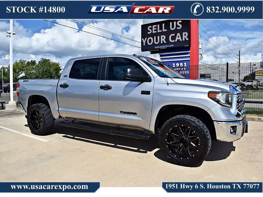 2018 Toyota Tundra SR5 CrewMax photo 1
