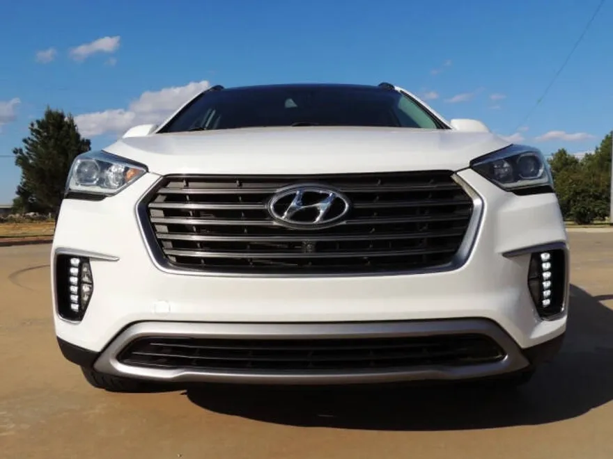 2019 Hyundai Santa Fe XL Limited Ultimate photo 1