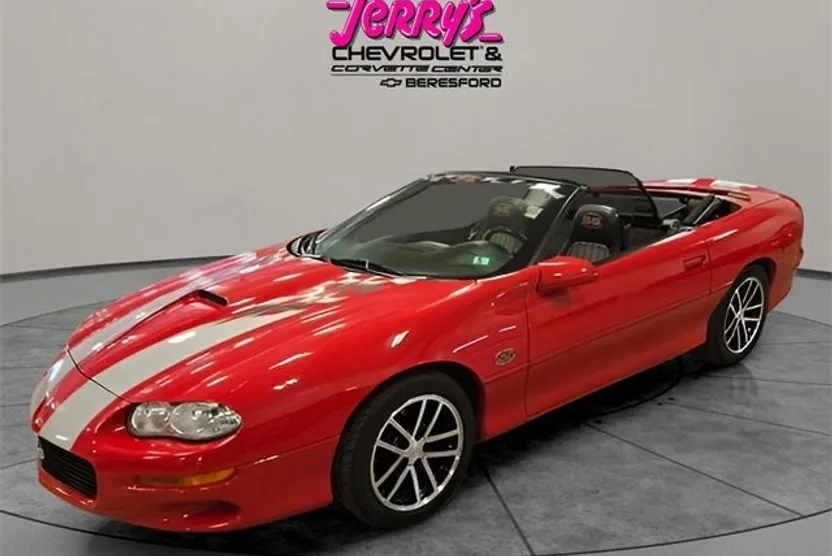 2002 Chevrolet Camaro Sport Coupe photo 1