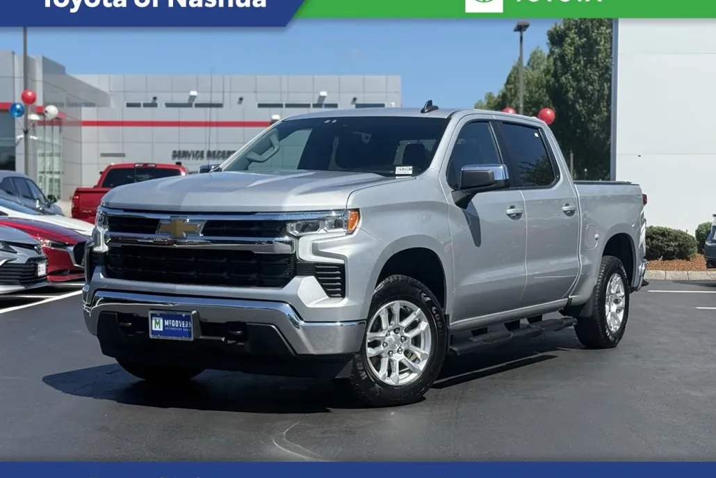 2022 Chevrolet Silverado 1500 LT photo 1