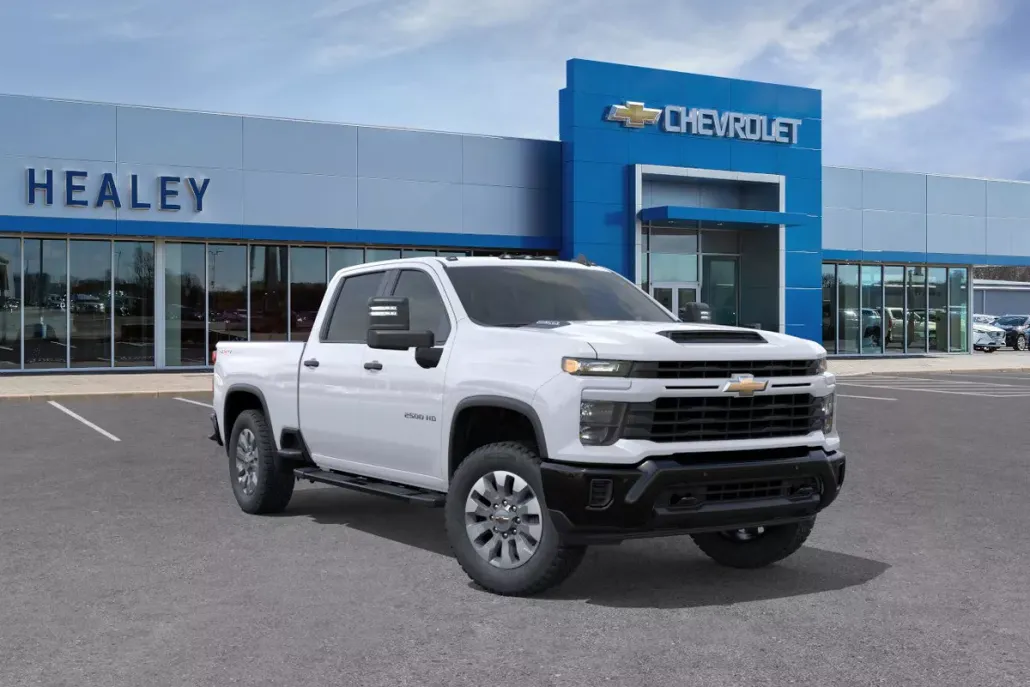 2026 Chevrolet Silverado 2500HD Custom photo 1