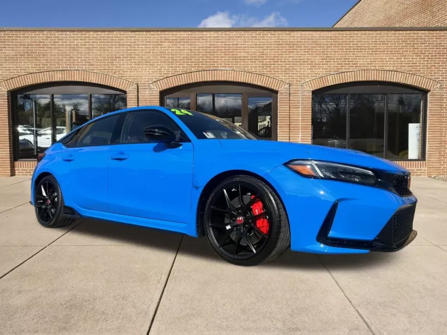 2024 Honda Civic Type R photo 1
