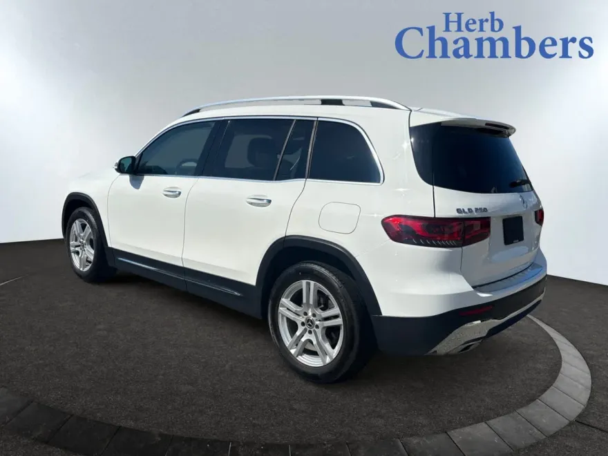 2023 Mercedes Benz GLB 250 4MATIC photo 1