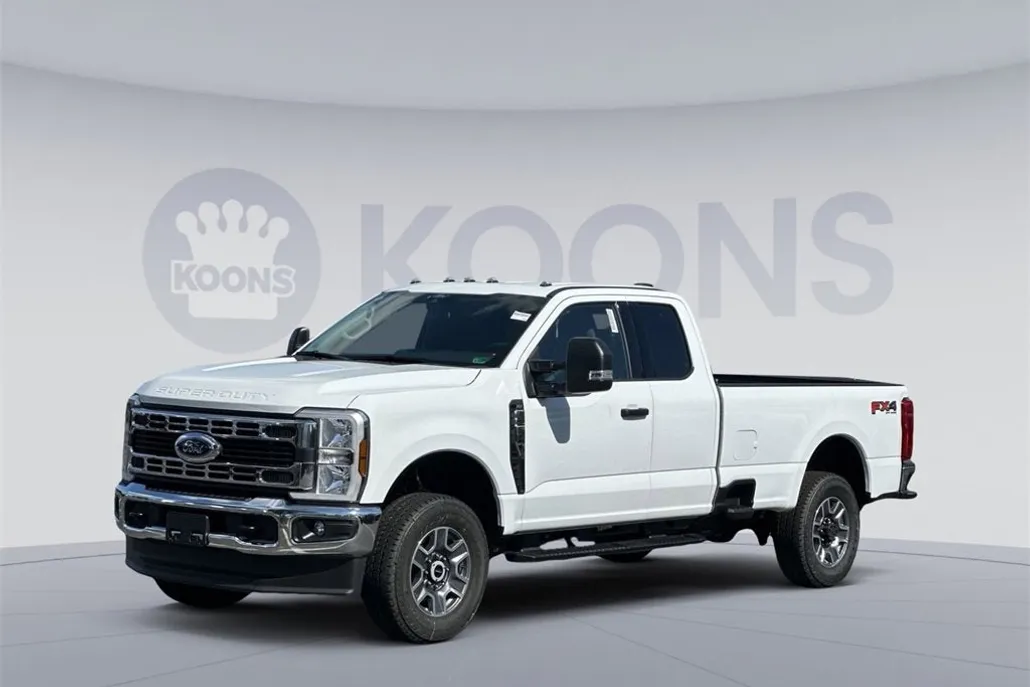 2025 Ford F-250 photo 1