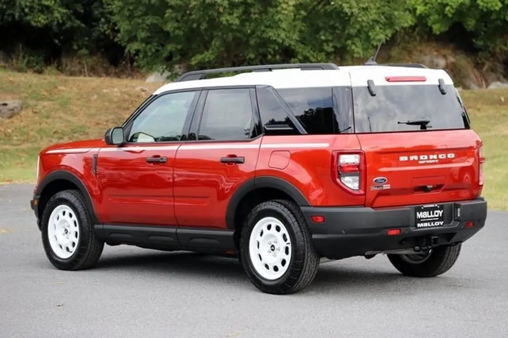 2024 Ford Bronco Sport Heritage photo 1