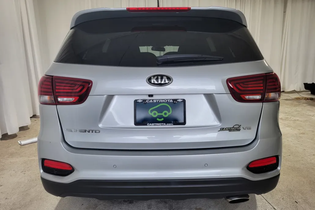 2020 Kia Sorento LX S photo 1